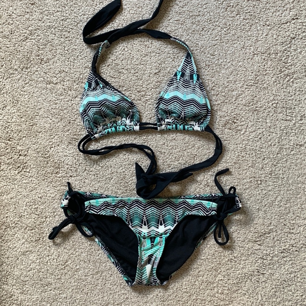 Hurley triangle bikini size xs